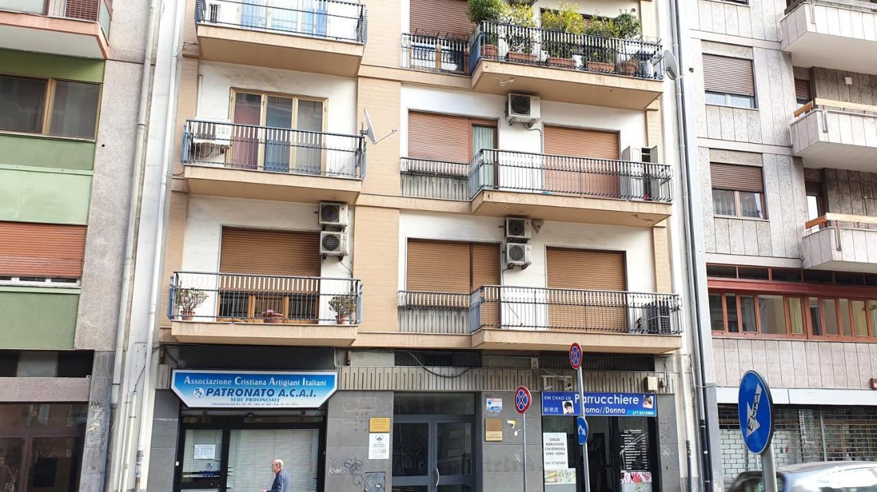 Urban Homy - Bari Centro Exterior photo